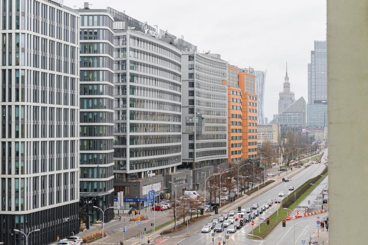Lumina Spacious Apartment Near The Railway Station Varşovia Exterior foto